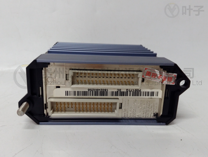 福克斯波羅 FBM215 P0917TQ.png